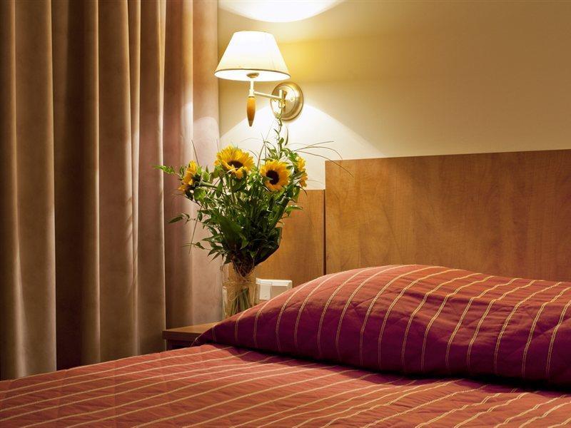 O3Hotel Varsovie Extérieur photo