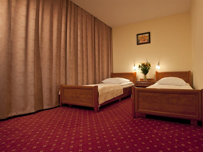 O3Hotel Varsovie Extérieur photo